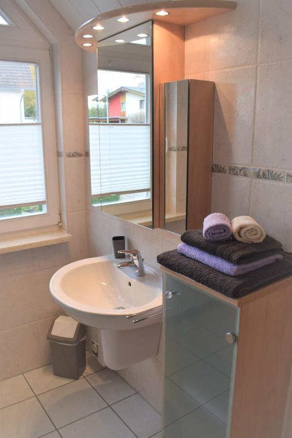 Ferienwohnung Falkenhof 린들라 외부 사진